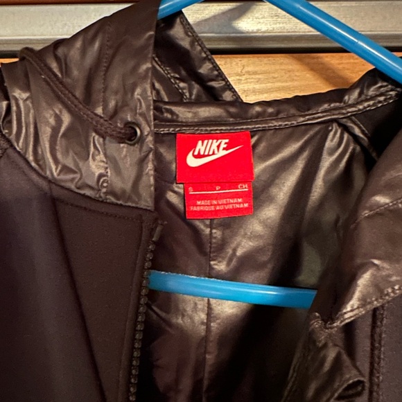 NIKE | Never Worn Women’s Mixed Material Jacket - Picture 6 of 8